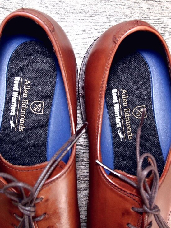 * NIB * $325 Allen Edmonds ORD Derby 11.5 B Narrow Walnut * add $15 new Trees main image 11